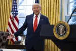 Трамп задумал ограничить въезд мигрантов в США с помощью туберкулеза