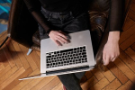 Россиян предупредили о маскирующихся под DeepSeek мошеннических программах