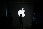 Apple    iPhone 17