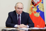 Путин поручил предоставлять детские пособия семьям с низкими доходами