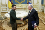 В МИД прокомментировали отказ посланника Трампа от пресс-конференции с Зеленским