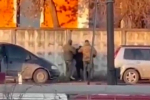 На Украине сотрудники ТЦК начали душить мужчину во время мобилизации