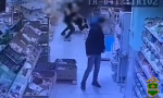 Следствие переквалифицировало обвинение самокатчику, избившему пенсионера в магазине