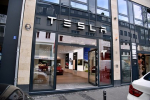  Tesla       