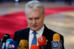 Президент Литвы назвал «некритичным» отказ Венгрии и Словакии помогать Украине