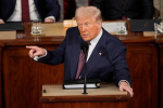 Трамп ответил на вопрос об использовании Россией паузы в передаче оружия Украине
