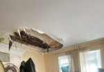 В Калуге в многоквартирном доме обвалился потолок