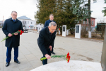 Владислав Шапша почтил память воинов-тарусян и встретился с участниками СВО