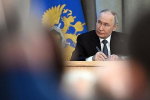 Путин рассказал о регулярных докладах главы Генштаба о ситуации в зоне СВО