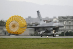     66    F-16