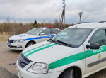 Приставы арестовали еще три машины должников