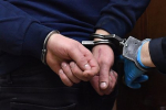 Россиянина обвинили в жестокой расправе над женщиной и ее малолетним сыном