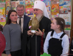Традиционная пасхальная выставка открылась в калужском ТЮЗе