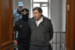 Бывший замглавы Минобороны Булгаков послал воздушный поцелуй Тимуру Иванову
