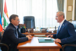 Владислав Шапша и Владимир Якушев обсудили социально-экономическую ситуацию в Калужской области