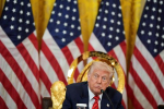 Трамп признался в незнании о запрете на участие России в ЧМ по футболу