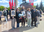 Жители Калуги вышли на улицы с портретами своих героев-фронтовиков