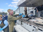 Калужан угостили солдатской кашей