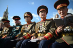 Большое количество наград на кителях северокорейских военных объяснили