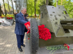 Анатолий Артамонов посетил мемориал в Хвастовичском районе