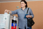 В центре Донецка провели реконструкцию референдума о независимости Республики