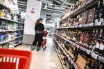Глава Минздрава оценил эффект от ограничений на продажу алкоголя в России