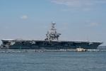ВМС США атаковали группировки в Сомали. Удар с авианосца назвали крупнейшим в истории