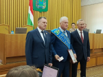 В Калуге регалии почётного гражданина Калужской области вручили Николаю Сафонову