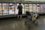 Варламов сравнил американский супермаркет с «Ашаном» и показал цены на продукты
