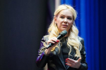 Мизулина попросила СК возбудить уголовное дело на критиковавшего ее вице-спикера Госдумы