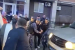 Перерезавшему горло жене на дне рождении сына иностранцу предъявили обвинение в России