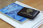 Прокуратура проверит видео с танцующими на крыше российской школы выпускниками