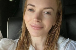 38-летняя Линдси Лохан показала лицо без макияжа и удивила фанатов