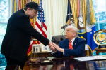 Трамп намекнул на новые планы Маска в администрации США словами «будет метаться туда-сюда»