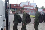 Появились новые кадры с возвращенными из плена российскими бойцами в возрасте до 25 лет