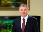 Анатолий Артамонов поздравил калужан с Днём России