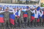 Вернувшийся из плена российский боец заплакал во время звонка родным