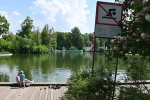 Москвичам разрешили купаться в одних местах и запретили в других