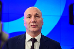 Глава Рособрнадзора назвал долю сдавших экзамен по русскому детей мигрантов