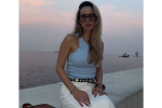 42-летняя Светлана Лобода снялась в облегающей майке без бюстгальтера