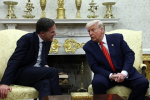 «Европа заплатит по-крупному». Трамп слил скриншот переписки с генсеком НАТО. Что они обсуждали?