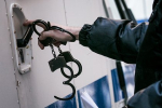 В Москве иностранец залез в чужую машину и изнасиловал сидевшую в ней женщину