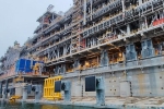 У остановившегося из-за санкций российского СПГ-проекта заметили газовоз