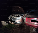 В Калуге водитель Lada сбил двух пешеходов и въехал в авто
