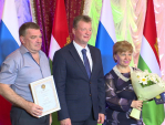 Семейные пары из Калужской области наградили медалями \