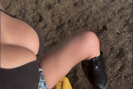 «Самая сексуальная в мире хоккеистка» показала грудь в облегающем топе