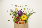 Депутат закупил набор продуктов здорового питания на 1000 рублей и разозлил россиян