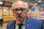 Петербургский депутат собрал продуктовую корзину на 1000 рублей. Почему это разозлило россиян?