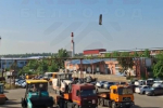 «Дождь» из обломков сбитого в небе над российским городом беспилотника сняли на видео