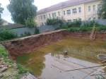 Жители Калуги забили тревогу из-за появления огромного котлована на Воскресенской